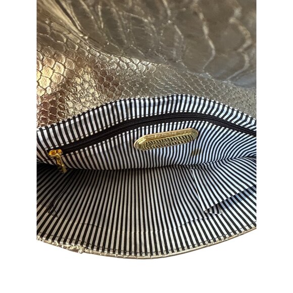 Metallic Gold Snakeskin Pattern Envelope Clutch With Magnetic Snap Closure & Int - Picture 7 of 9